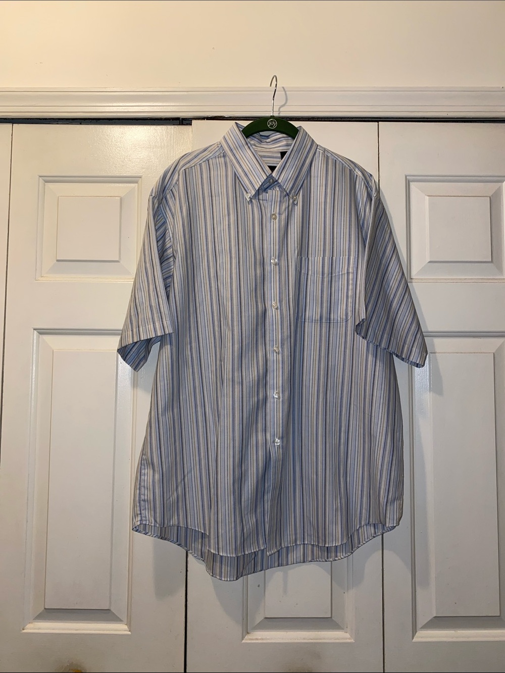 Van Heusen Men’s Short-Sleeve Button-Down Shirt - Light Blue & White Stripe